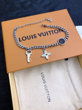 China Replica LV Bracelets 25usd Only